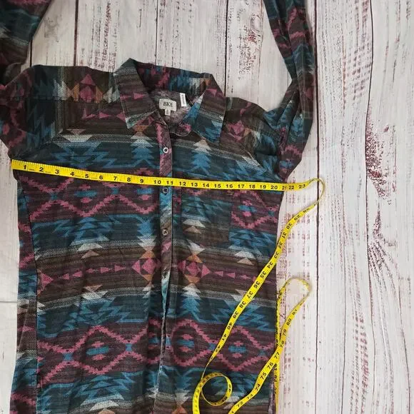 BKE Womens Buckle Plaid Boyfriend Shirt S Multi Aztec Print Button Granola Girl - Picture 7 of 10